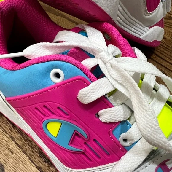 Champion Sneakers - Picture 3 of 7